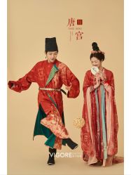 -雪中彩影婚纱摄影·微光艺术中心