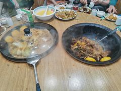 -屯老二农家铁锅炖·行业领军者(梅江店)