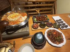 -恩你小木屋·韩式料理(假日广场店)
