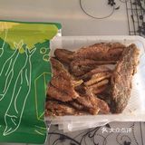 调味不重，个人更喜欢海苔味，香酥可口。藤椒味有些麻