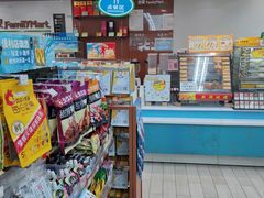 零售区-全家便利店(天目山路三店)