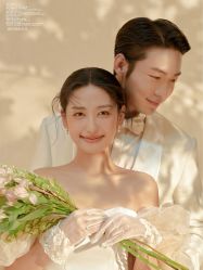 点击看大图 -至臻微拉婚纱摄影