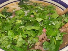 -云阿蛮云南生烫牛肉米线(奉贤路店)