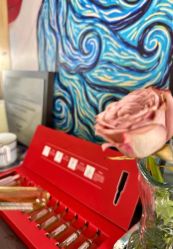 -靓芙泉专研痘痘肌