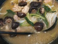 -老妈米线(港龙店)