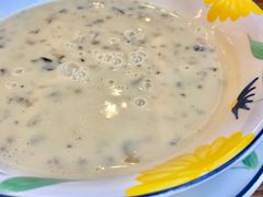 传统口味蘑菇浓汤-萨莉亚意式餐厅(金隅嘉品mall店)