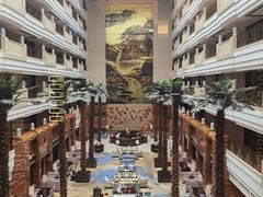 -西安唐隆国际酒店(大雁塔大唐不夜城店)