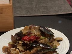 -JW万豪厨房餐厅·滨海草坪烧烤·海鲜·海景(三亚绿发山海天JW万豪酒店)