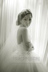 -白雪公主婚纱摄影
