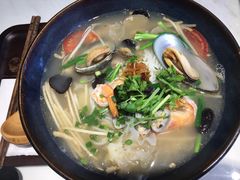 -蒙小妹骨汤饭.米线(新光路店)