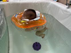 -鱼乐贝贝婴幼儿水育馆(高桥红坊店)