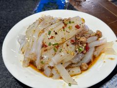 -秦巴石锅鱼