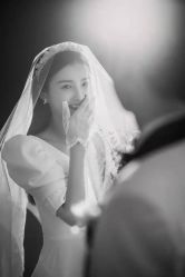 -雪中彩影婚纱摄影·微光艺术中心