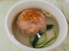 蟹粉狮子头-怡园饭店-餐厅(四望亭店)
