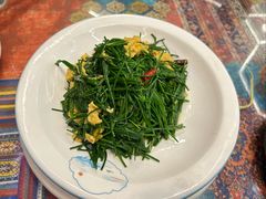 -乡村馕坑肉·烧烤·新疆菜·本地人更爱吃(阿勒泰首店)