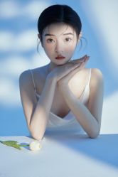 点击看大图 -至臻微拉婚纱摄影