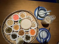 -包整·丝娃娃(一览甲秀楼风景店)