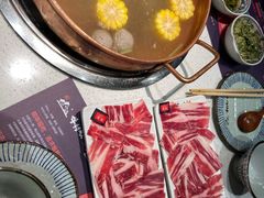 吊龙-牛村来人潮汕牛肉火锅(西单店)