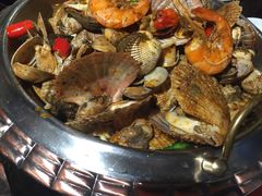 -东来菜馆•手抓海鲜家常菜•海鲜锅贴(鸽子窝店)