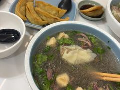 -老新隆牛肉锅贴(新街口店)