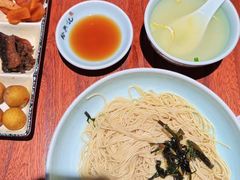 -裕兴记•蟹黄面馆(人民广场店)