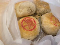 鲜肉月饼-泸溪河桃酥(西直门凯德店)