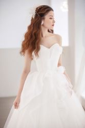 -艾米丽婚纱礼服