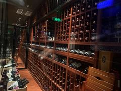 -Wolfgang’s Steakhouse 沃夫冈牛排馆(上海白玉兰广场店)