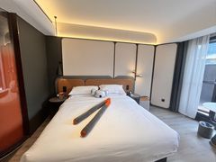 -朵兰达V酒店(成都春熙路太古里国金中心店)