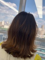 -镁连社·美联社