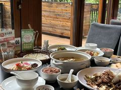 -黔蘑菇四季餐厅(观山湖店)