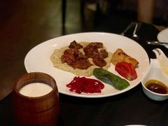 -Efes Turkish & Mediterranean Cuisine 艾菲斯餐厅(陆家嘴店)