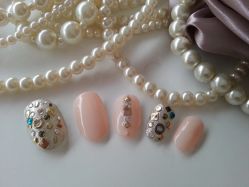 爱丽舍学员作品-日系裸色混搭-艾妃罗高科美肤美甲美睫健康管理