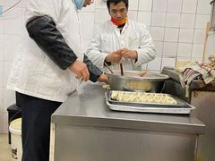 -黄阿姨锅贴大王(万航渡路店)