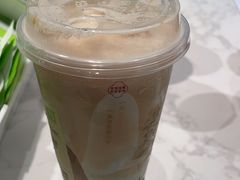 -奈雪的茶(优特汇店)