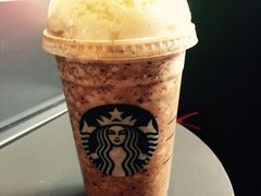 星巴克&nbsp;全黑围裙店(太古里店)-星巴克(成都太古里二店)
