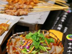 -卞二小串·鹤岗烧烤·坑烤(永定路店)