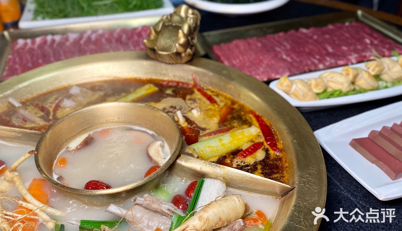 这么冷的天，来点羊肉火锅吧