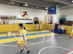 -逗你运动体能训练中心(冠城店)