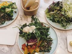 -La Mer Restaurant & Lounge