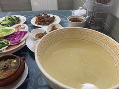 -桥香园云南过桥米线(金马碧鸡店)