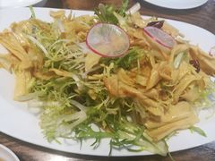 苦菊拌豆浆皮-双合园·海鲜水饺青岛菜(万佳广场店)