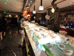 -半岛翡丽海鲜自助餐厅(观风亭店)