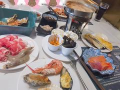 -金马门国际美食百汇(珞喻路店)