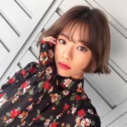 -LA BELLEZA倍丽莎美发沙龙