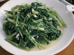 -品鲜村农家菜·阳澄湖大闸蟹(总店)