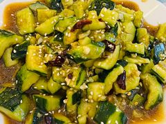 -捌贰虾蟹·江湖菜馆(江汉路店)