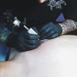 点击看大图 -越域刺青