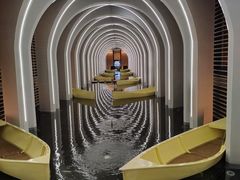 -涨巢·潮玩水疗局