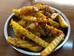 炸洋芋-鸿浩扒猪脚米线